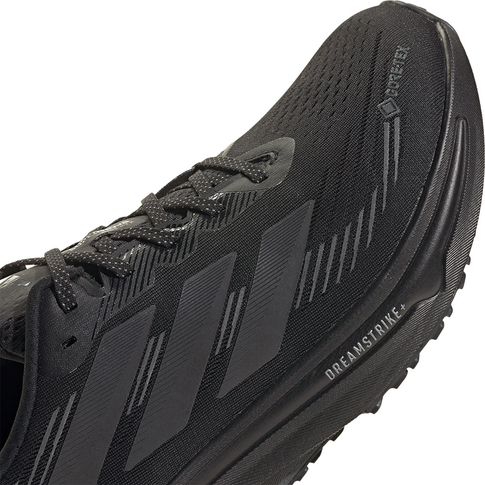 JP7763_9_FOOTWEAR_Photography_Detail-View-2_white.jpg