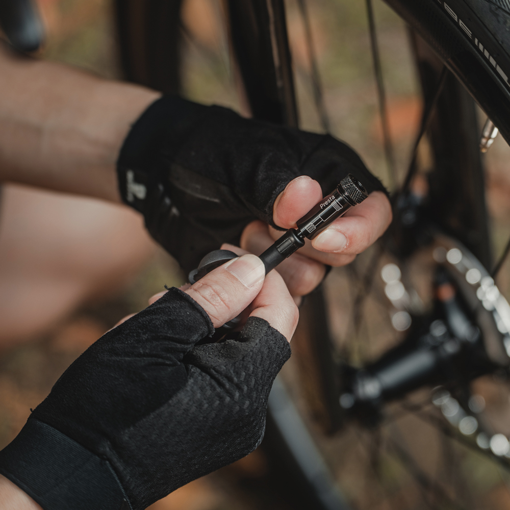 Topeak TRR-HPM1B 20130565 RaceRocket Mini HP Minipumpe  (8).jpg