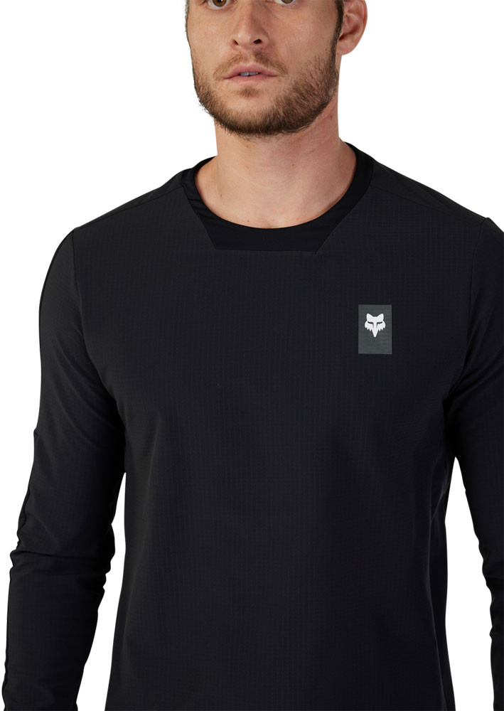 Fox_DefendThermal_33788_001_MTBLangarmtrikot_ (5).jpg