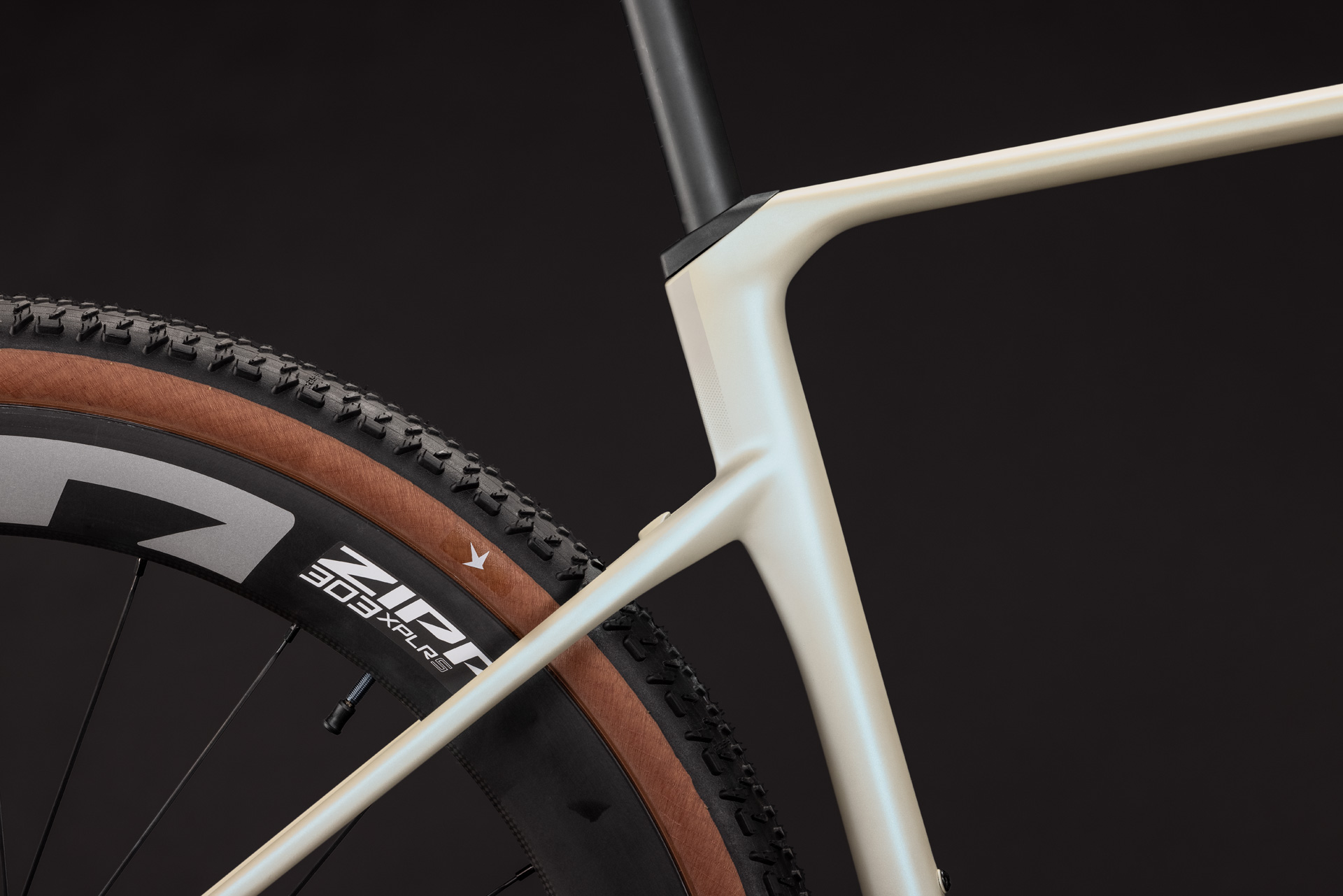 Nuroad C:62 SLX glintsand´n´black