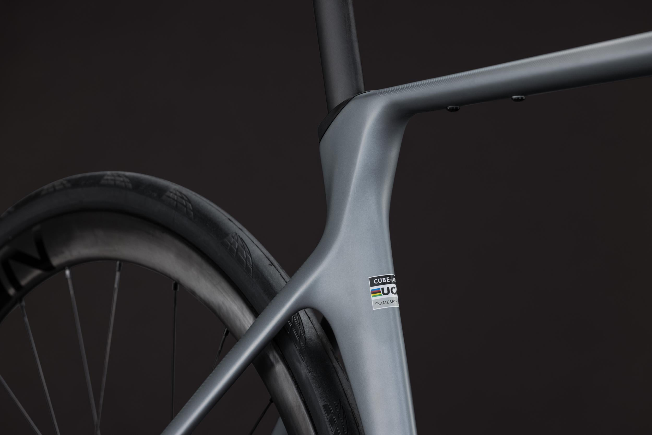 Agree C:62 SLX slate grey and chrome