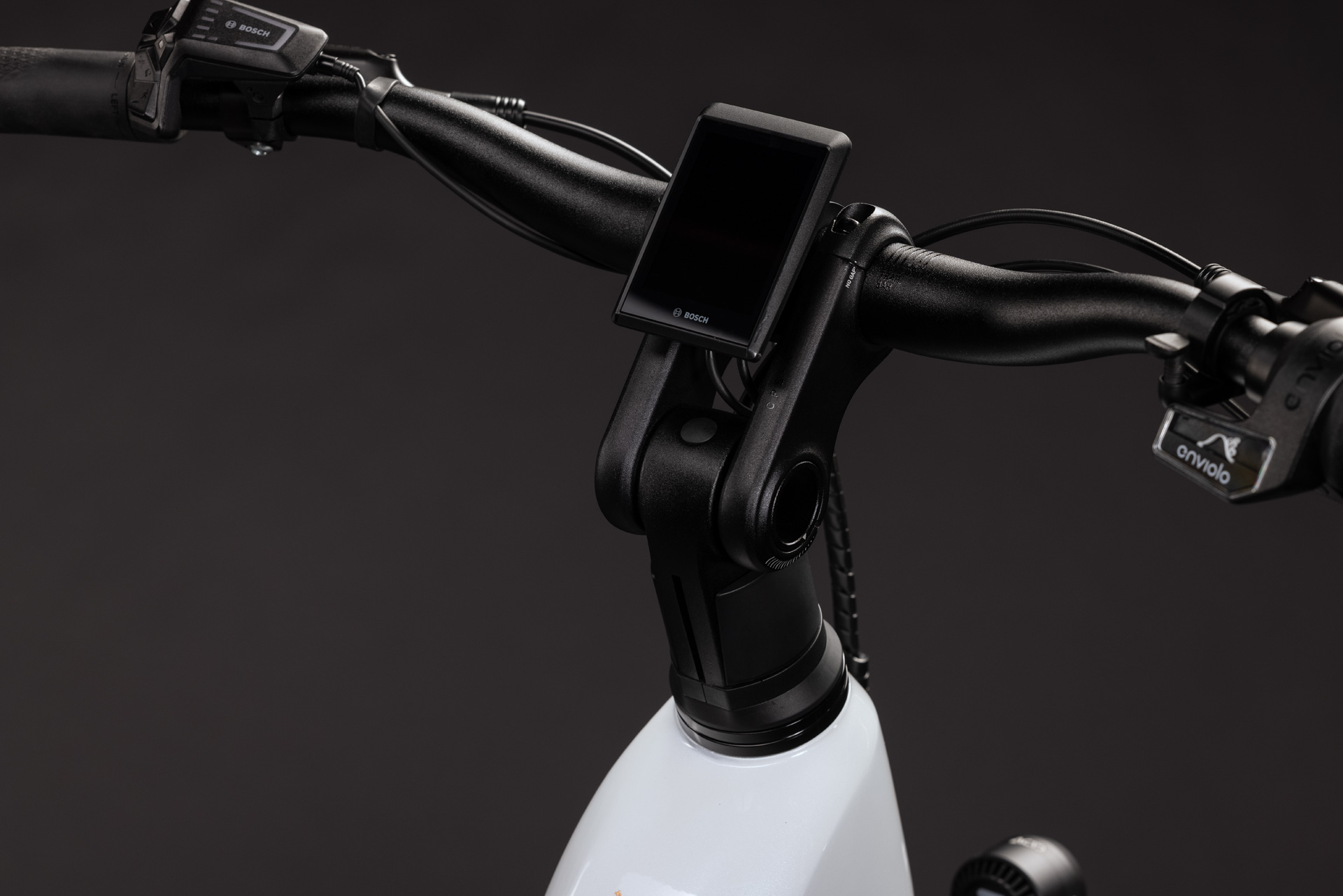 Kathmandu Hybrid Deluxe Pro 800 metallicwhite´n´chrome Easy Entry