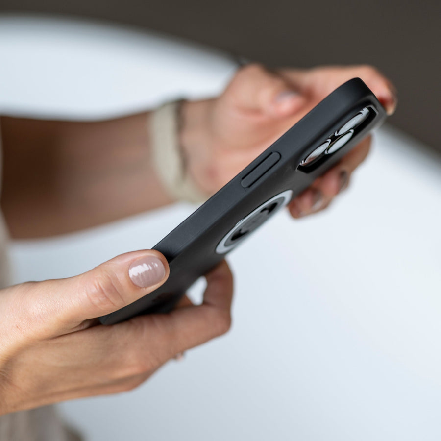 PhoneCase_02_38e180dc-c18f-4b94-8b71-a3bceb391f36_jpg.png