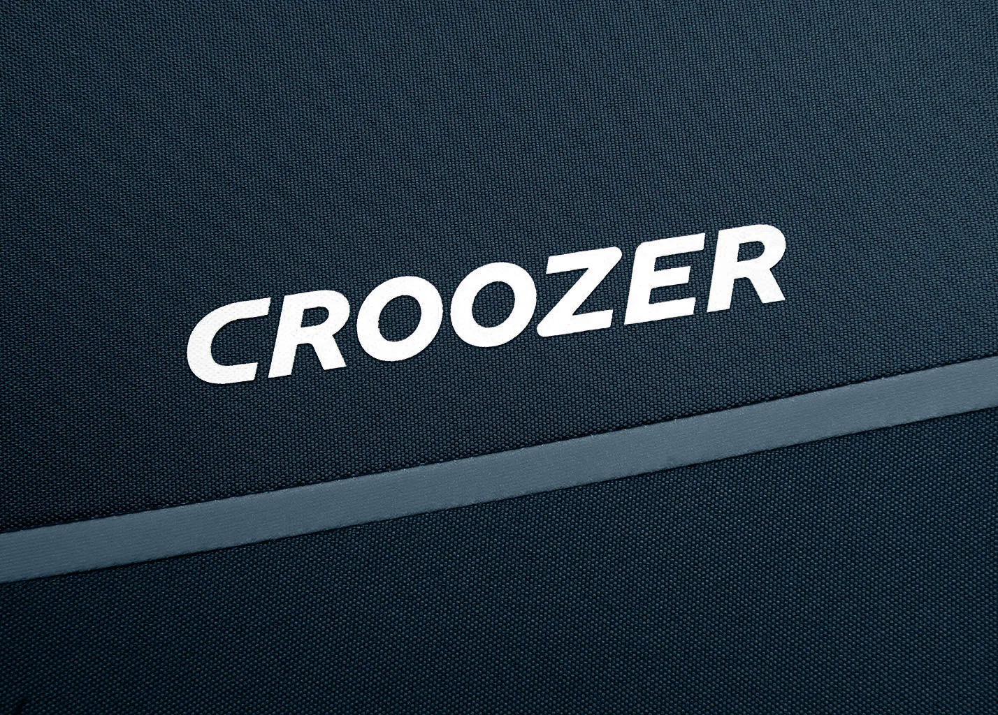 007-Detail-Blueberry-Blue-Tuure-Croozer.jpg
