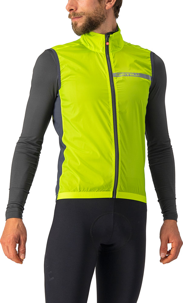 Castelli_Squadra-Stretch-Windweste_4521512-383_ (1).jpg