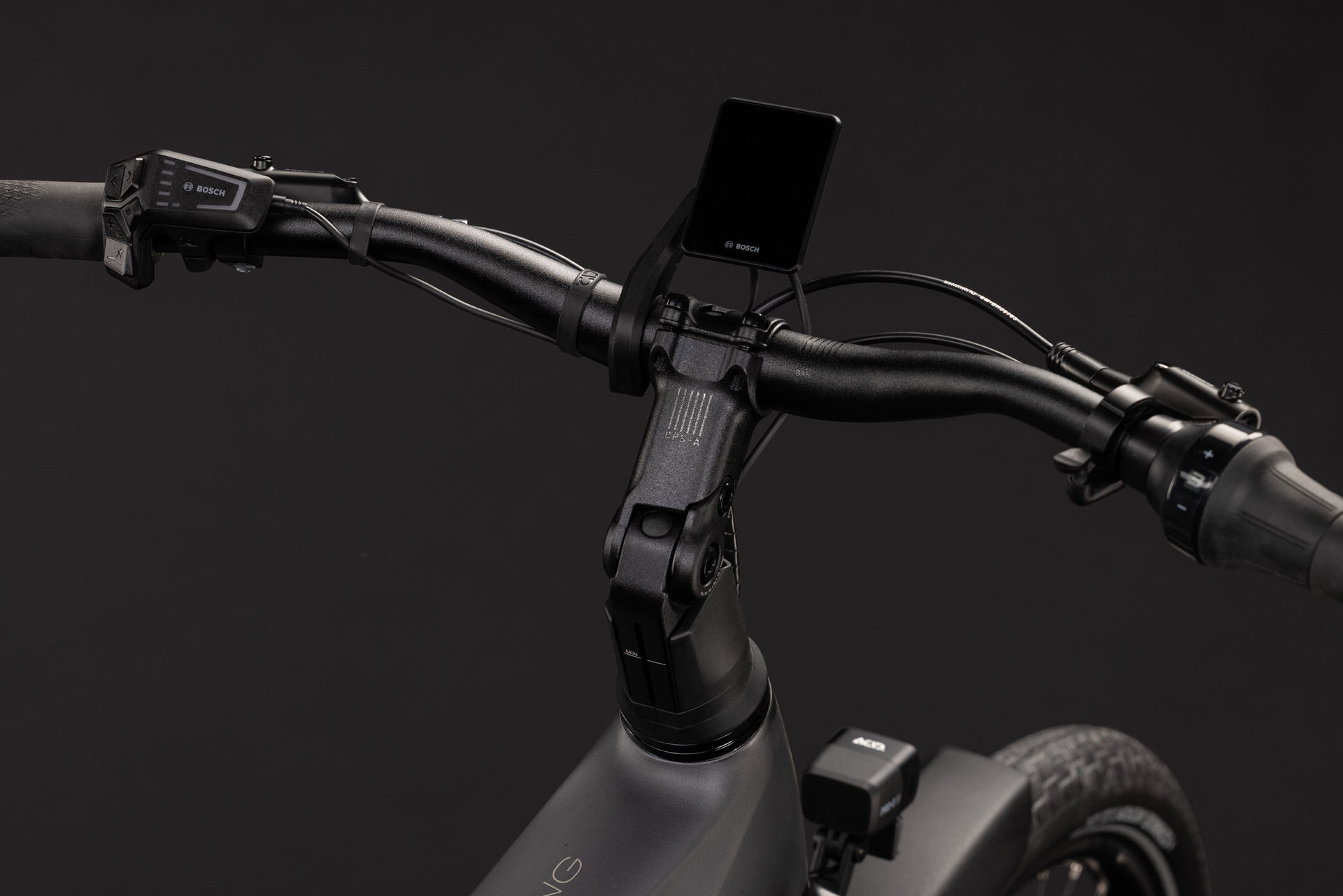 Touring Hybrid Deluxe SLX 800 grigio opaco e cromato