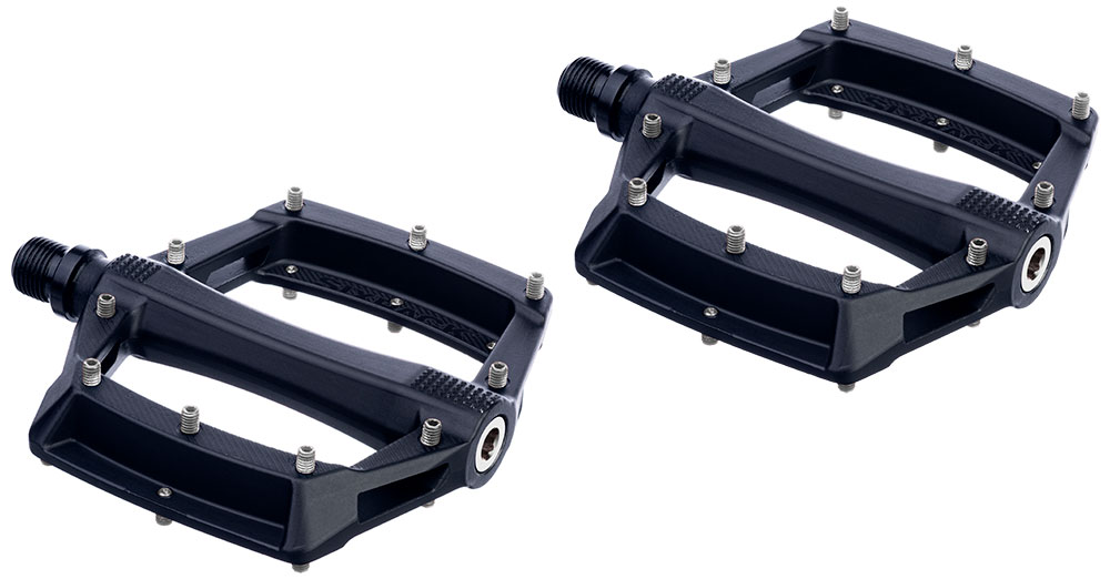 712011_sixpack_pedal_menace_comp_stealth-black_silver.jpg