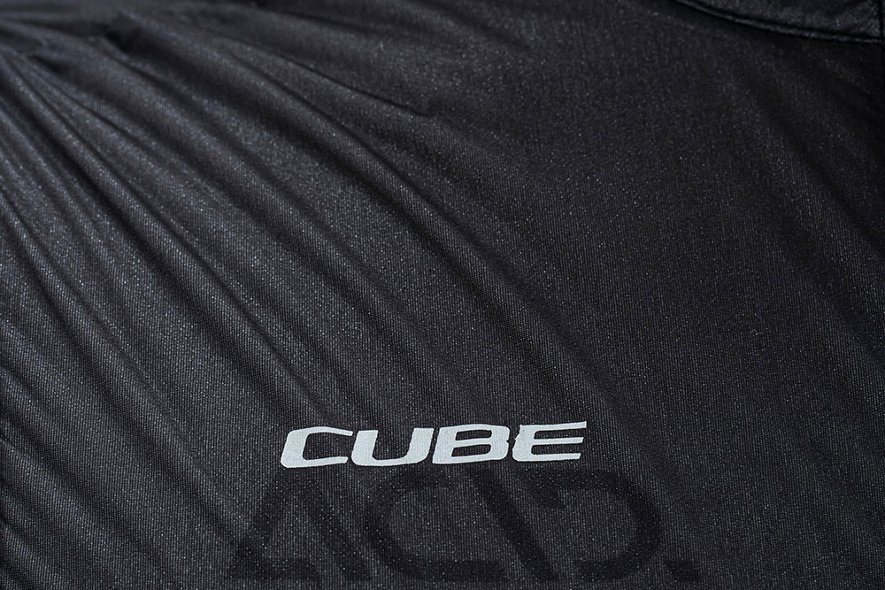 Cube Teamline Windjacke 12202 (4).jpg