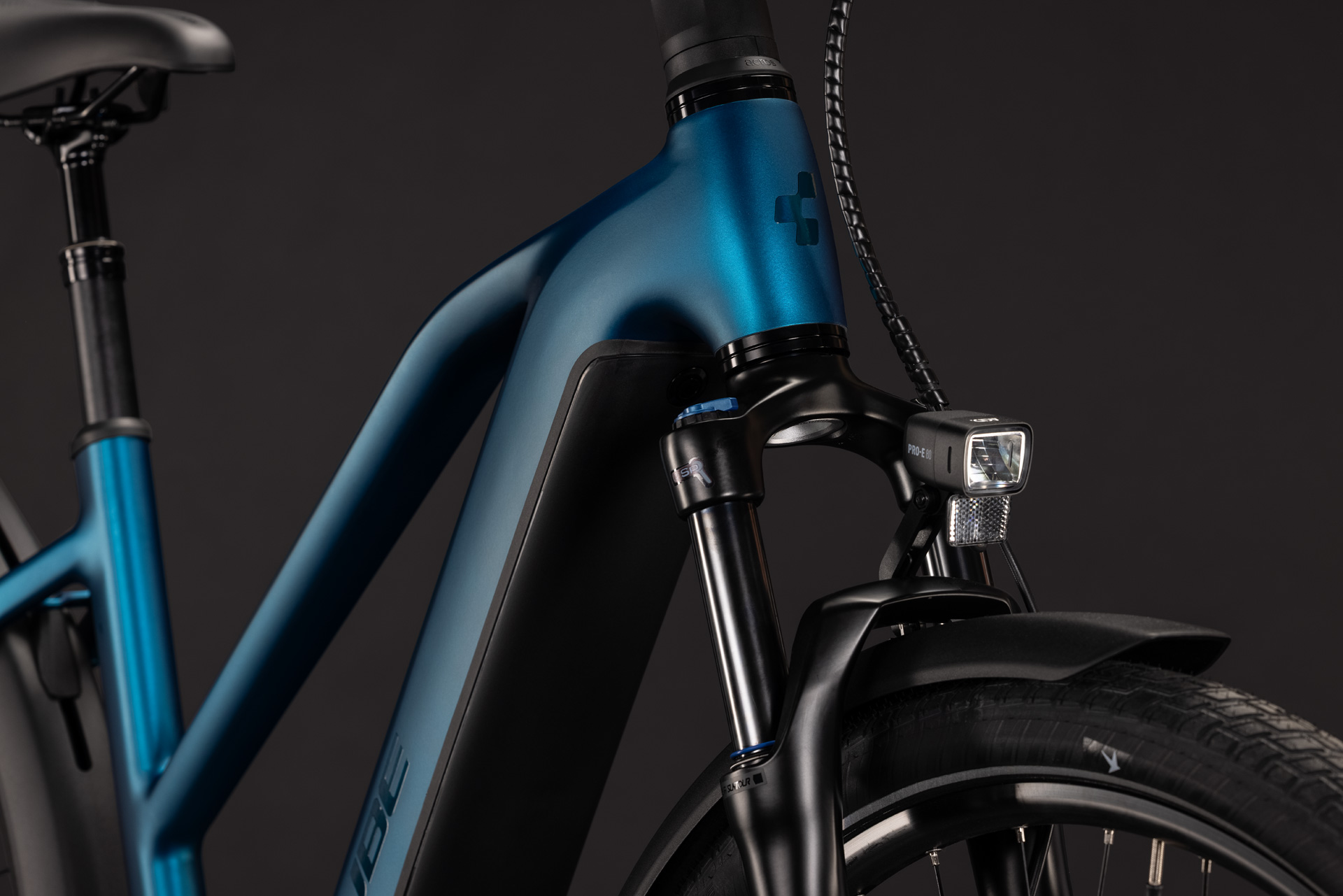 Touring Hybrid Pro 800 electricblue´n´prizm Trapeze
