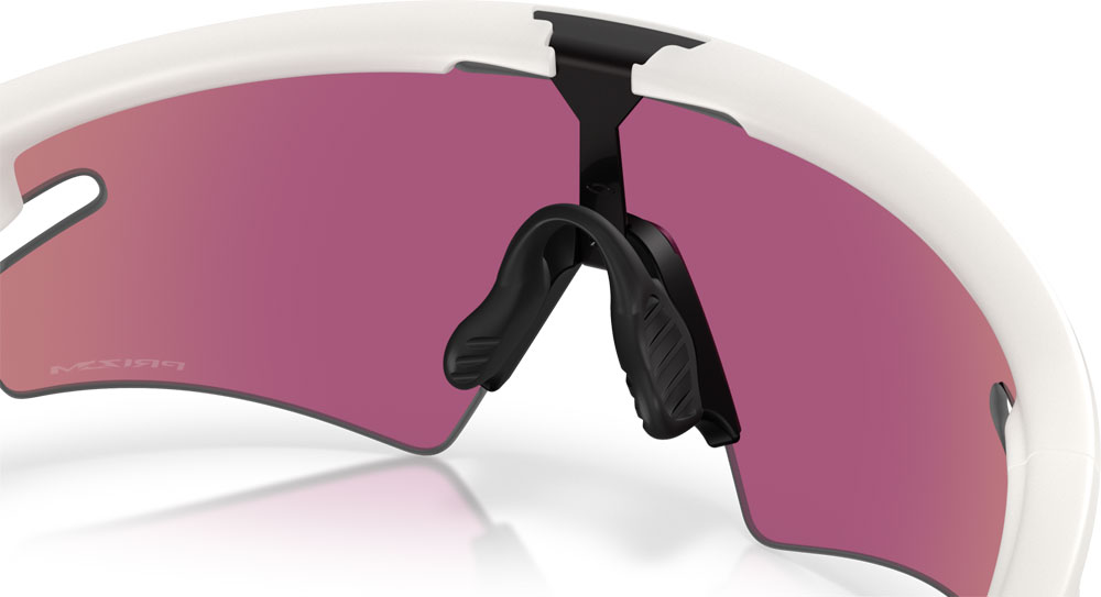 Oakley_0OO9499__949904_ (4).jpg