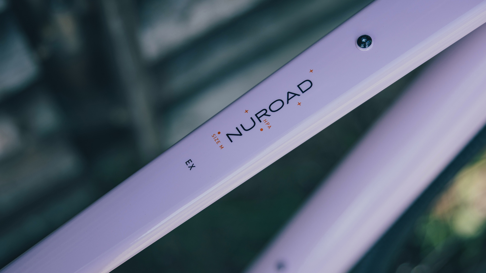 Nuroad EX bubblegum´n´black