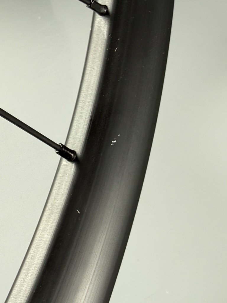 B-WARE / Black One Gravity 29"/27,5" Mullet Boost Tubeless Laufradsatz Shimano Micro Spline