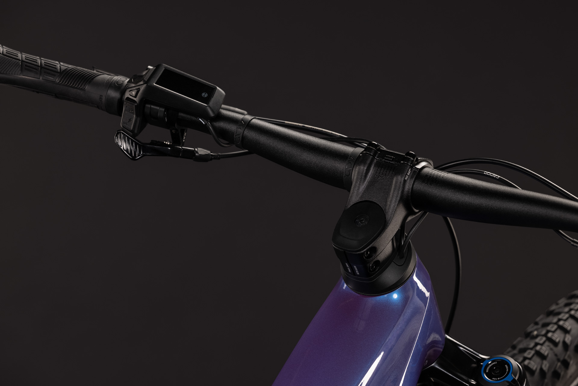 Stereo Hybrid ONE44 Pro 800 blueiris´n´purple