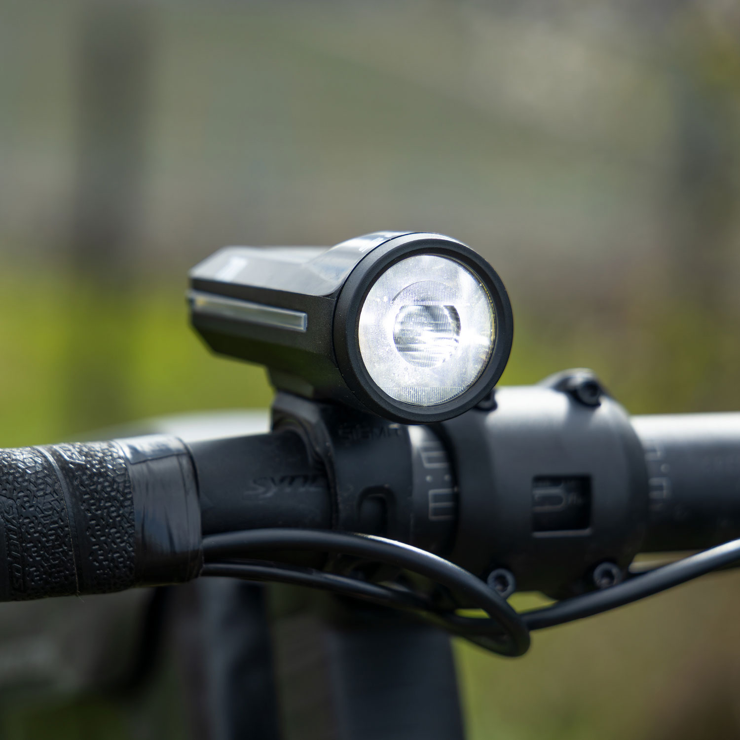 AURA 70 Front Light