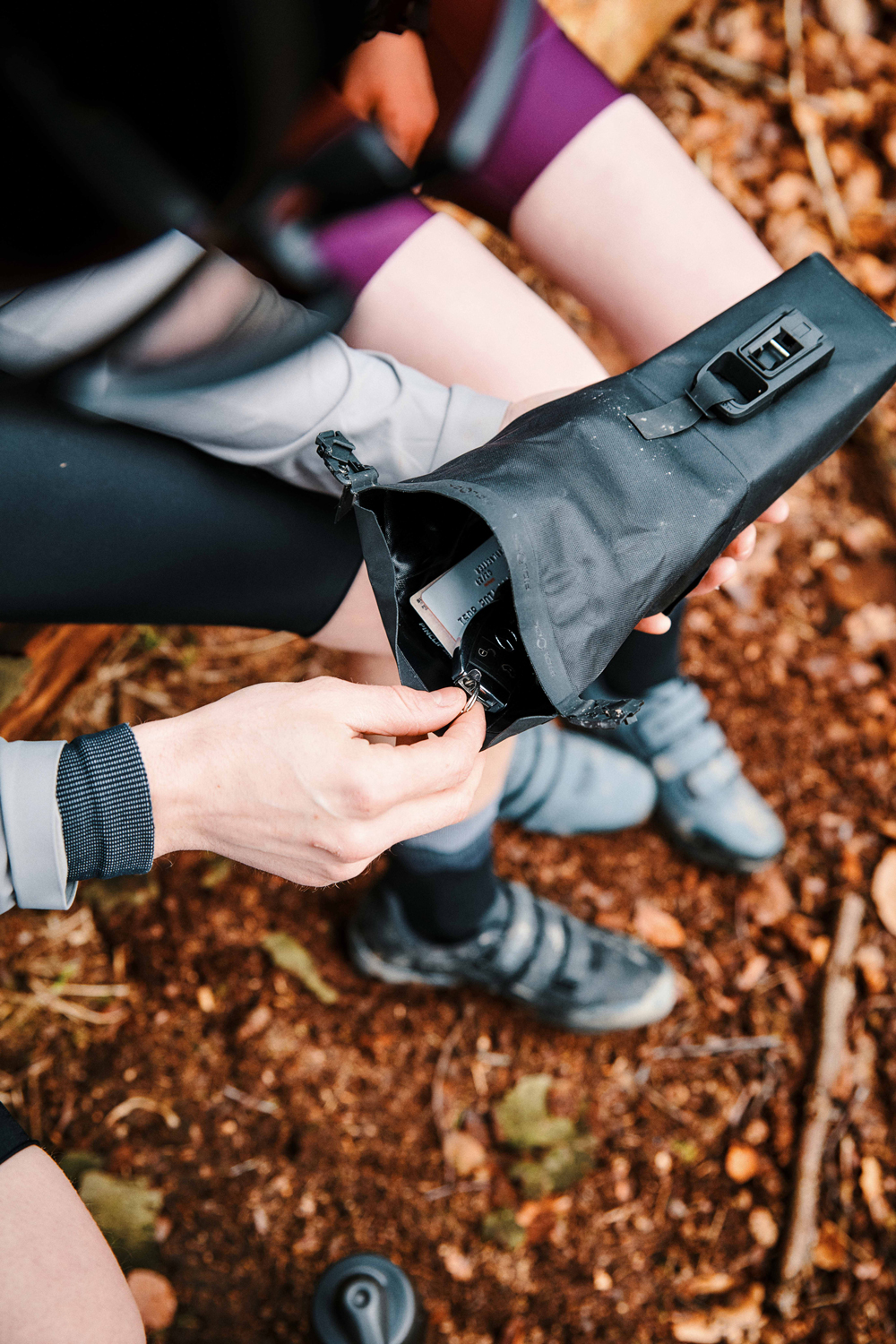 Fidlock SB-20000-R00002(BLK) 20153422 PINCLIP Saddle Bag M Single  (9).jpg