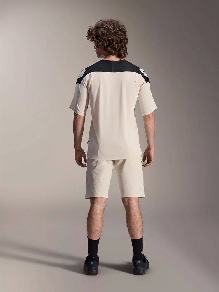 Alpinestars_1760425_Aria_Polartec_Elite_MTB_Trikot (4).jpg