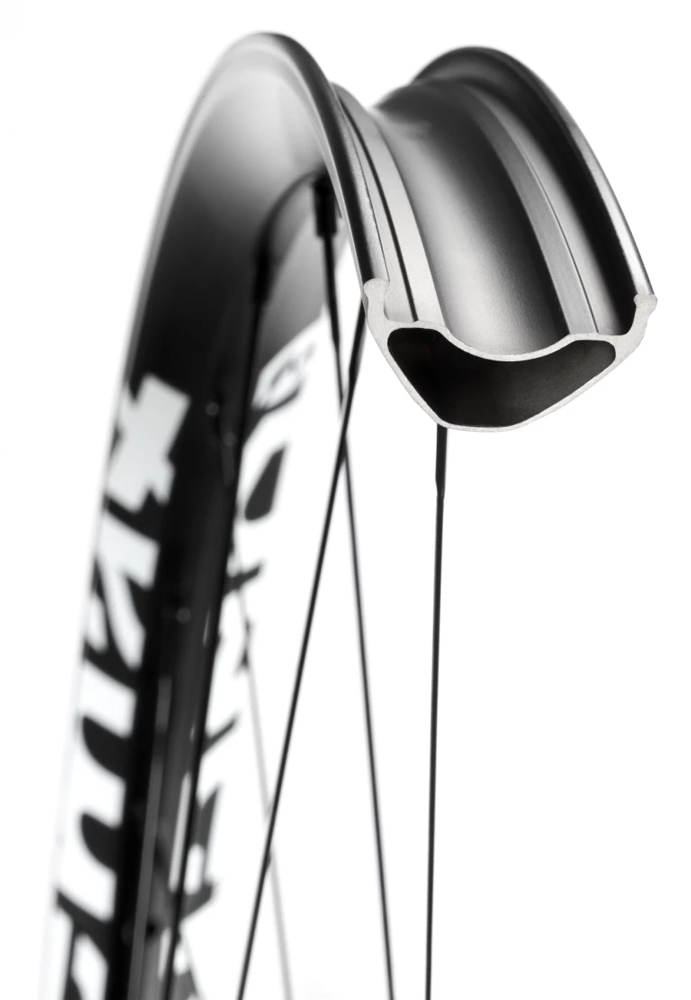 E-Deemax 35 27,5" CL Shimano MicroSpline Boost Hinterrad TOP-DEAL