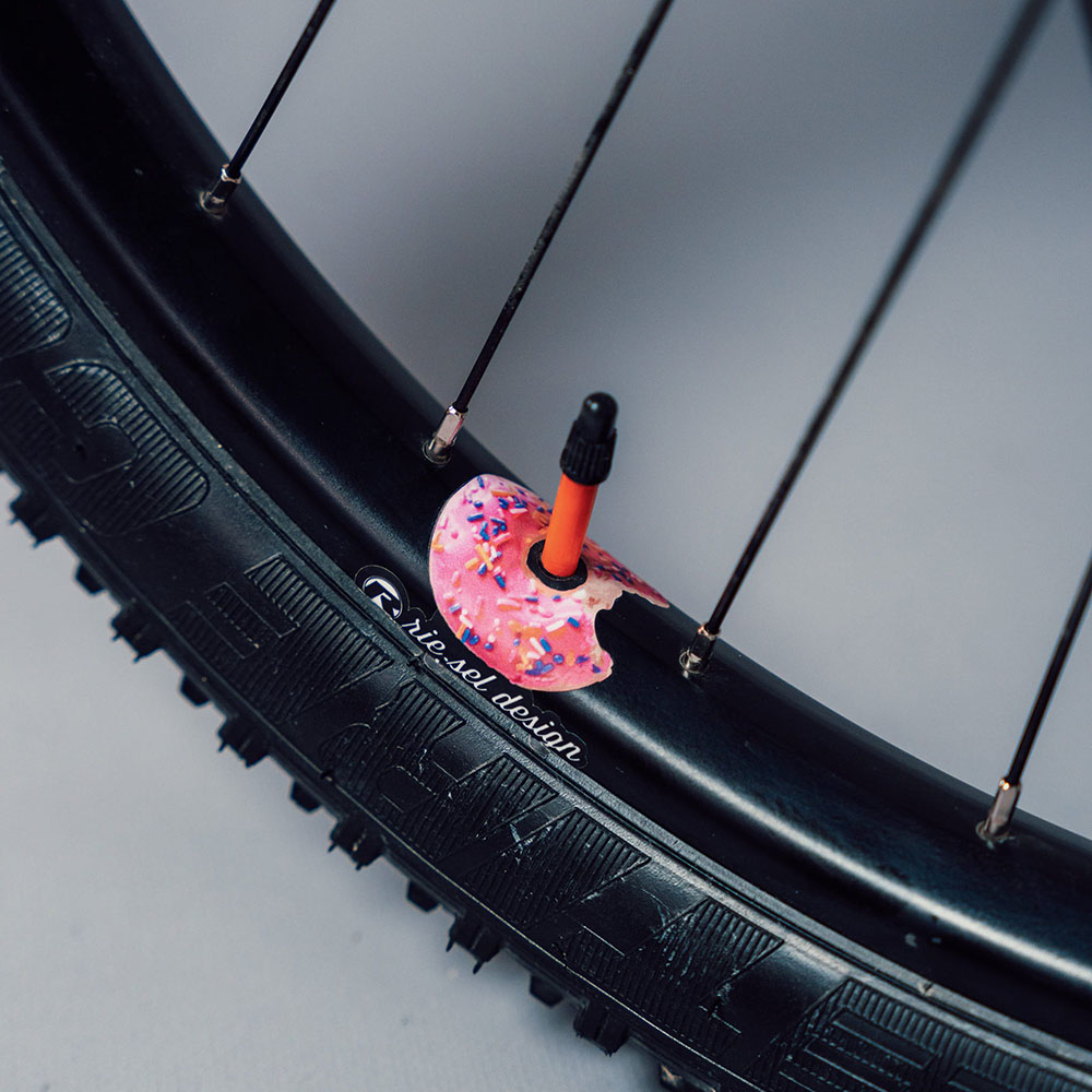 ValveHoodie_Donut_foto_01.jpg