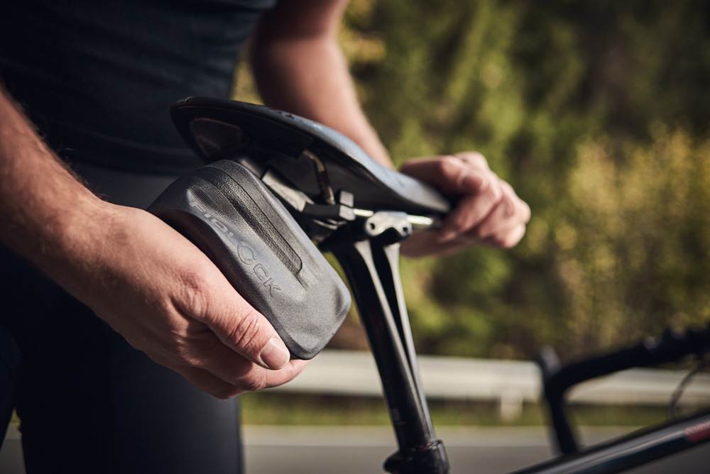 09176_Push_saddlebag_400_lifesytle_02.jpg