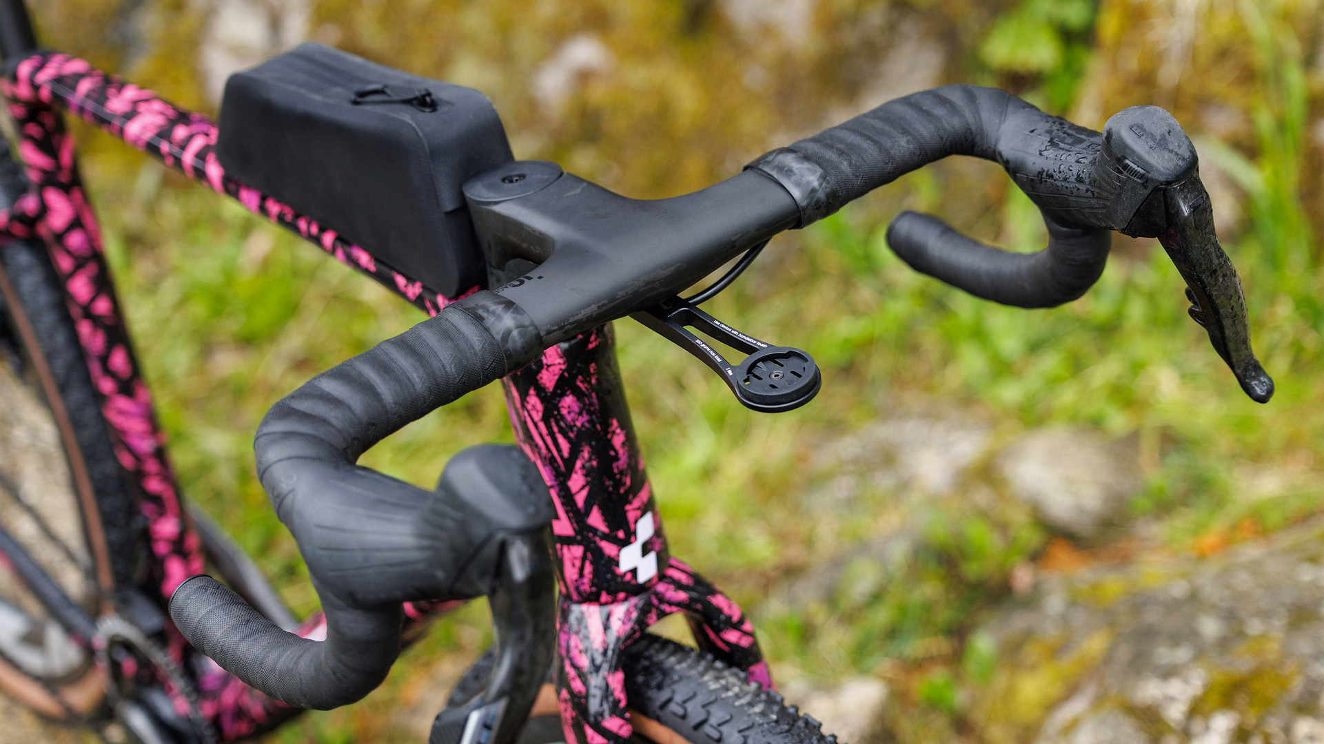 Nuroad C:62 SLX pinkaction´n´black