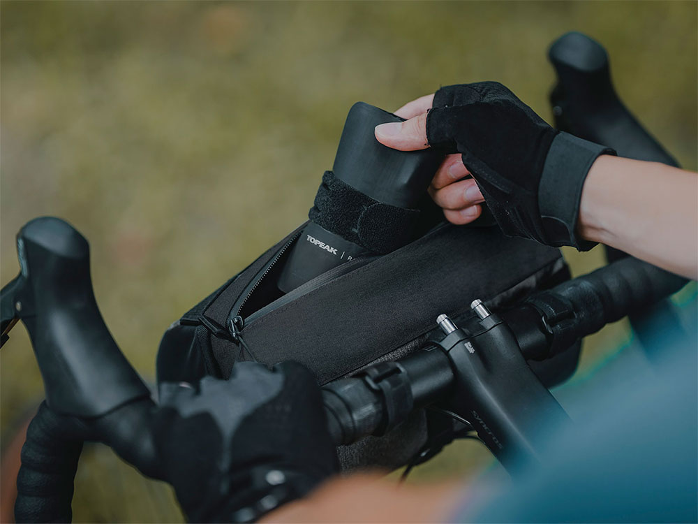 Topeak-Tubular-Bar-Bag-TC2312B-(6).jpg
