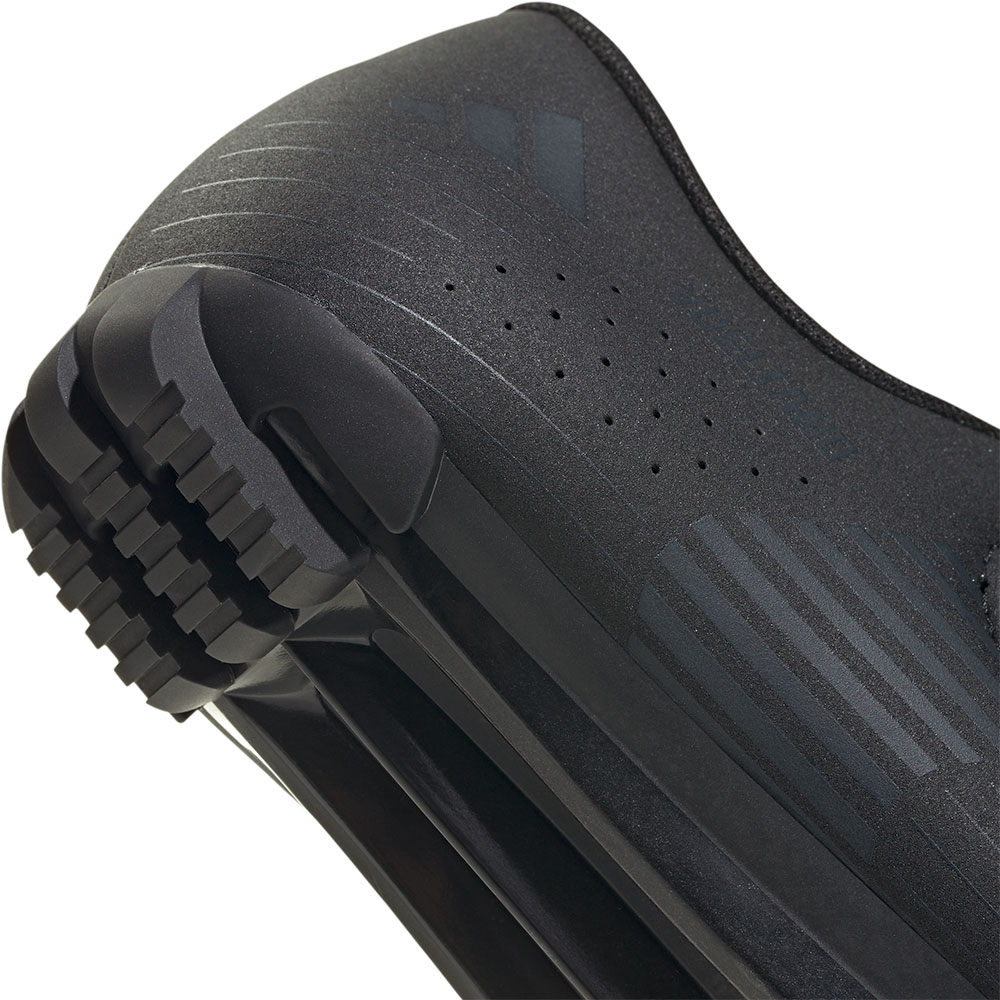 Adidas_JS1938_Vuelatano (1).jpg