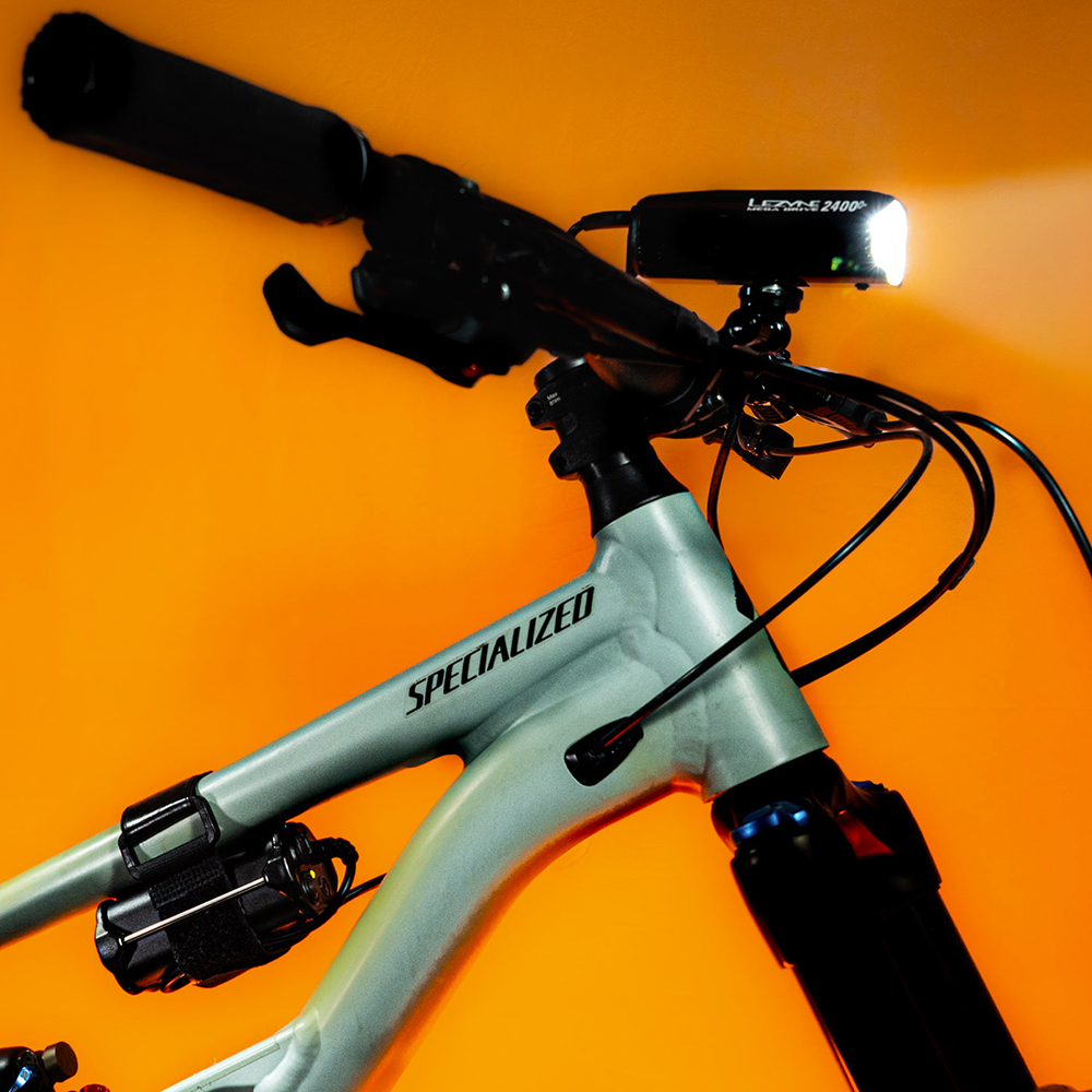Lezyne 1-LED-PWRPK-V304 20154156 Infinite Light Power Pack XL+ 48WH  (5).jpg