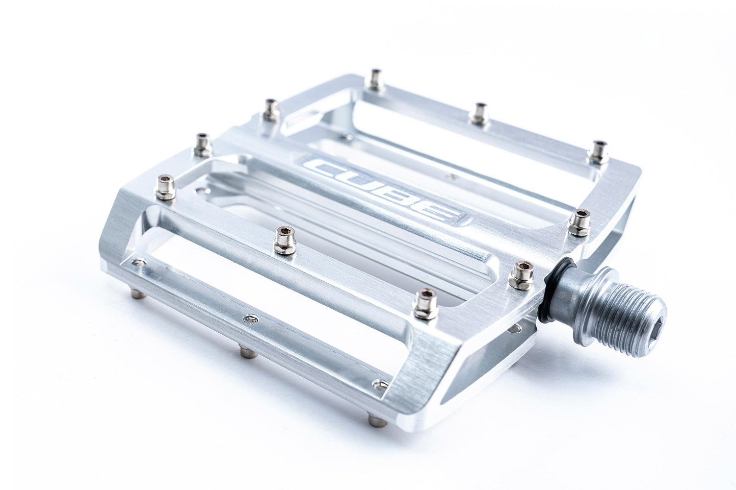 Cube-All-Mountain-Plattformpedale-silver-brushed-#14160-_c.jpg