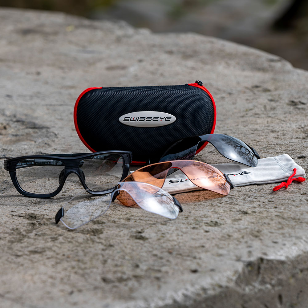 SwissEye_M-Cover-Sportbrille_12541-01.jpg