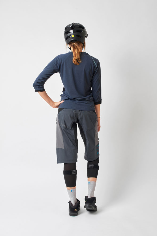 Dirtlej_Trailscout_Half&Half_Damen_MTB_Shorts_20220006_2.jpg