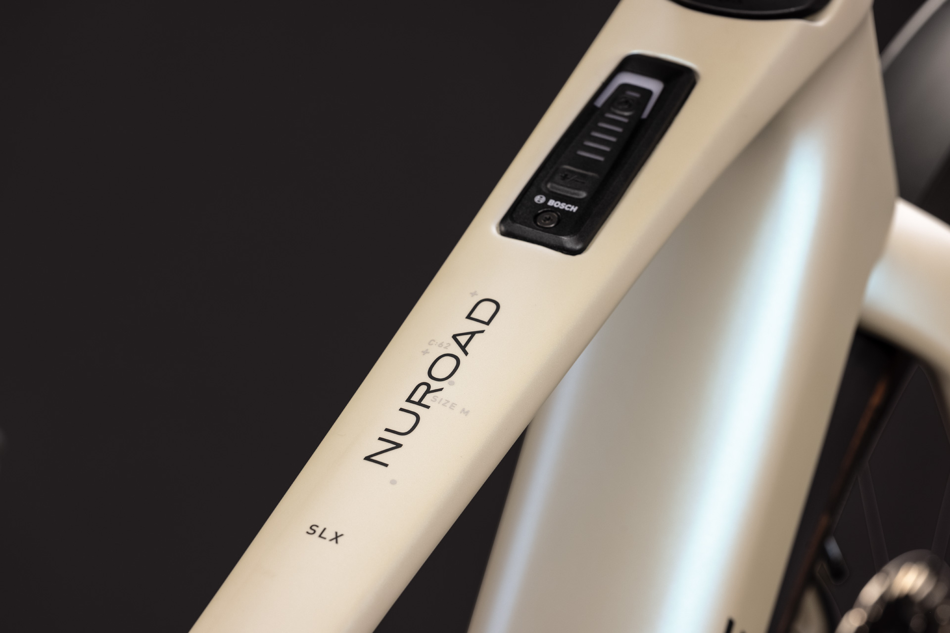 Nuroad Hybrid C:62 SLX 400X FE glintsand´n´black