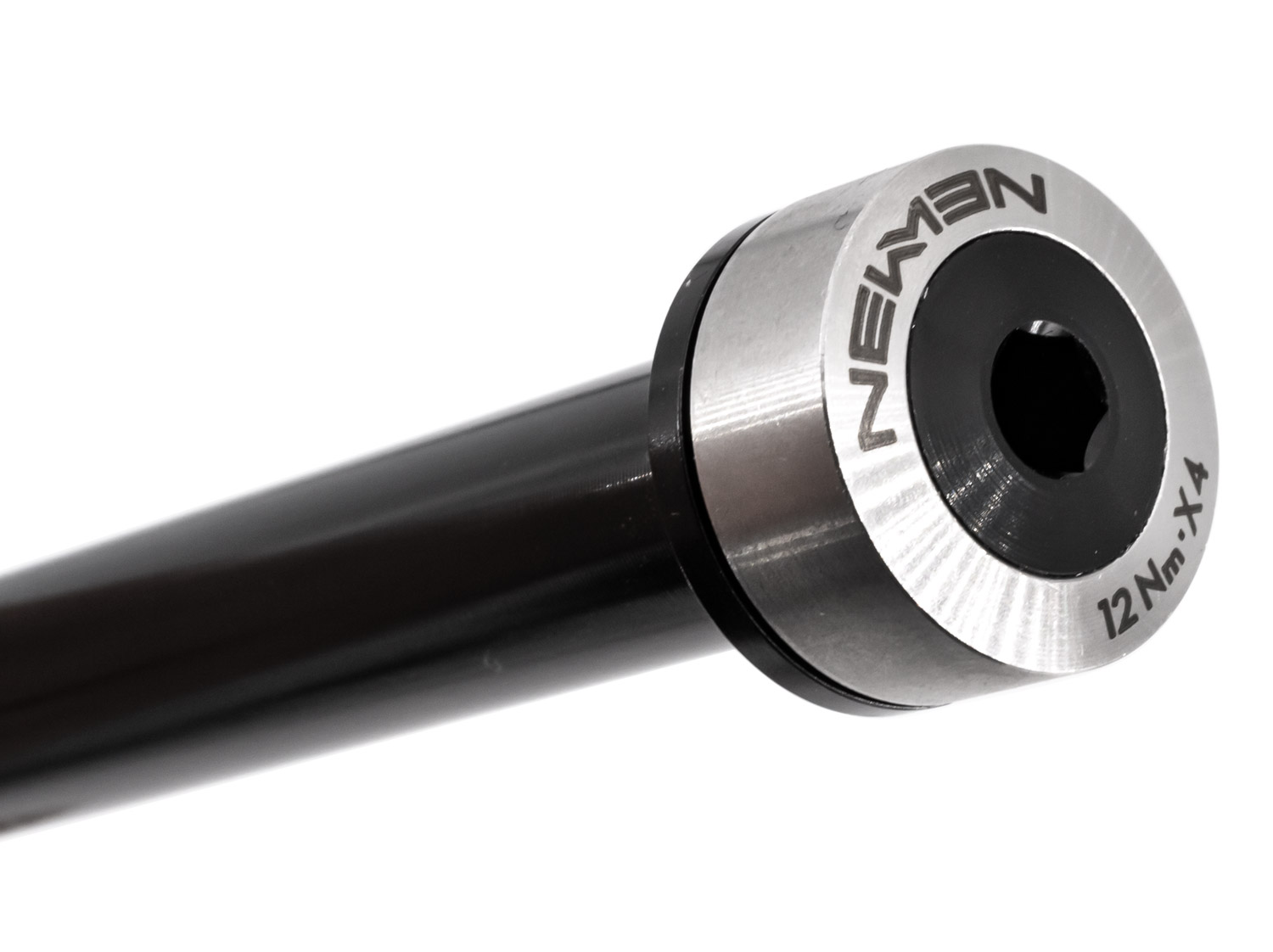 Newmen-Evolution-X4-M12x1-Boost-Steckachse-12x148mm-20159185_c.jpg