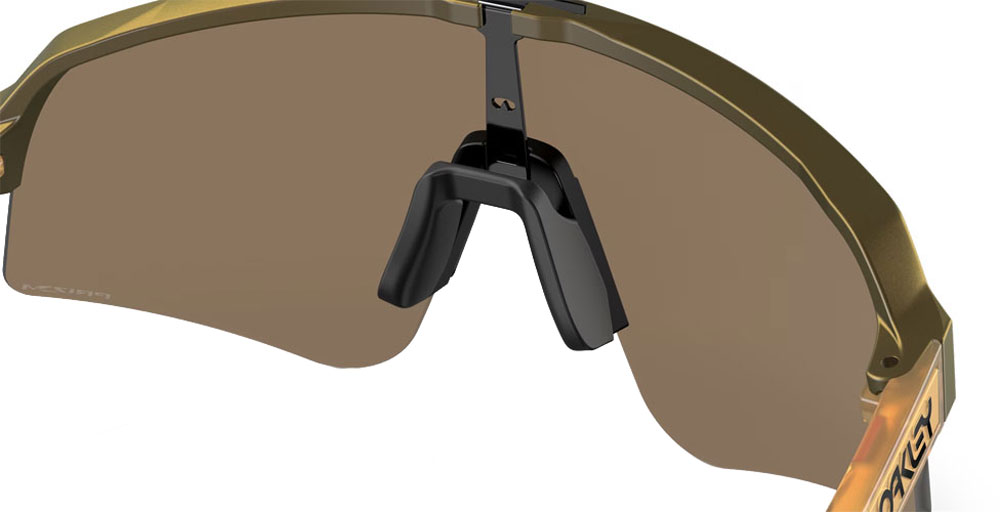 Oakley_SutroLiteSweep24K_0OO9465_2139_Sportbrille_ (4).jpg