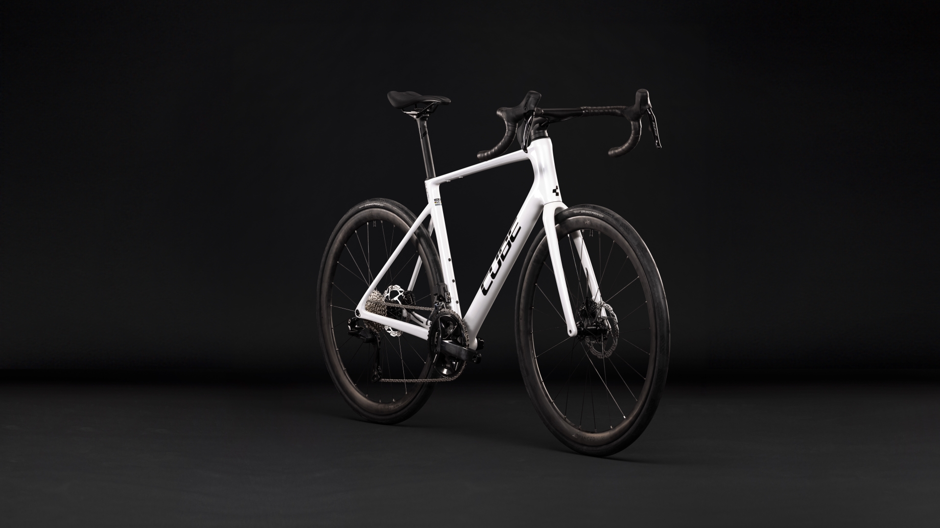 Attain C:62 SLX metallicwhite´n´black