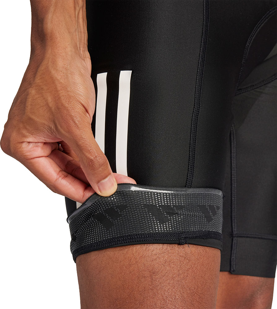 Adidas_JD9150_Essentials_Short_Radhose (2).jpg