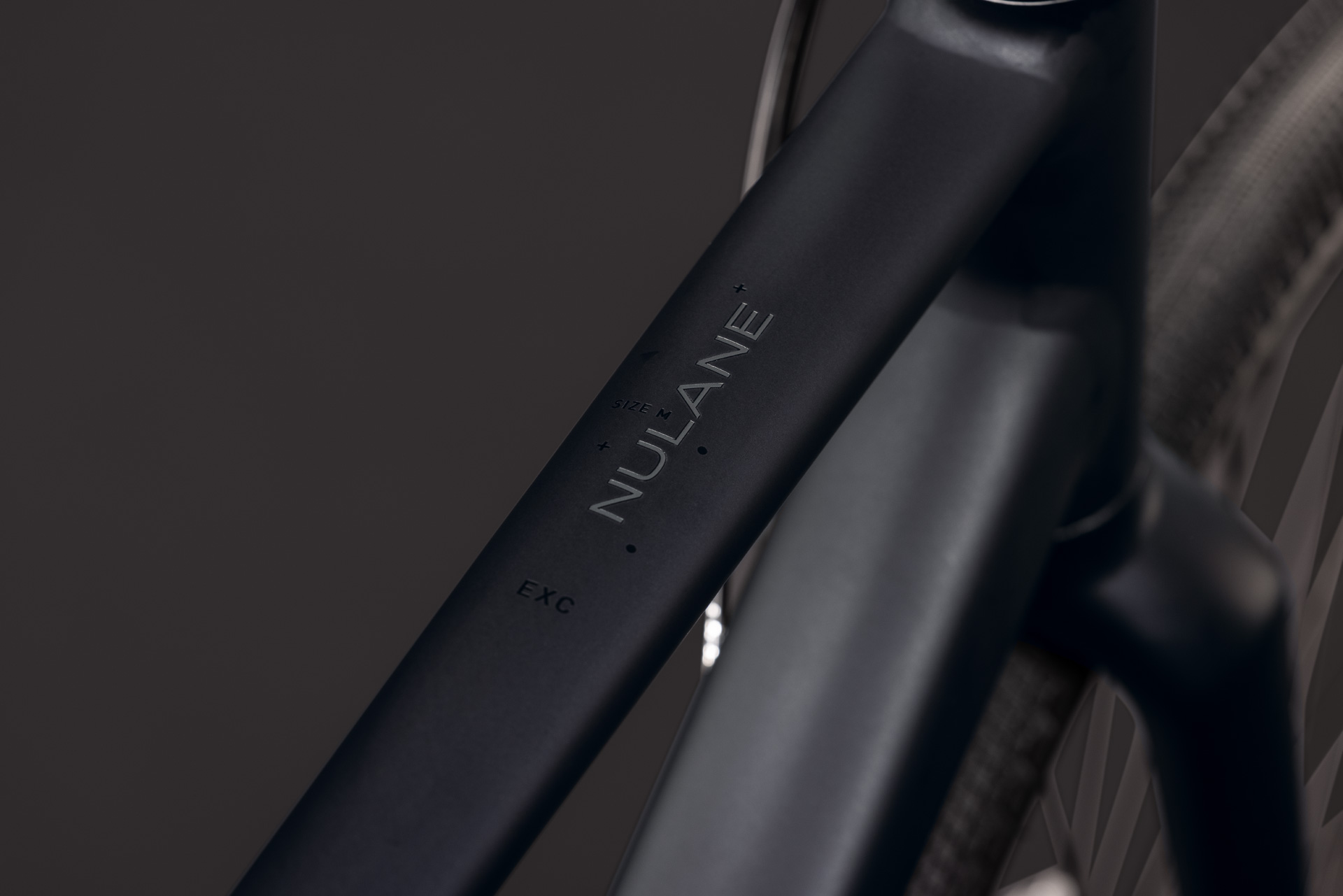 Nulane Deluxe EXC grey and chrome