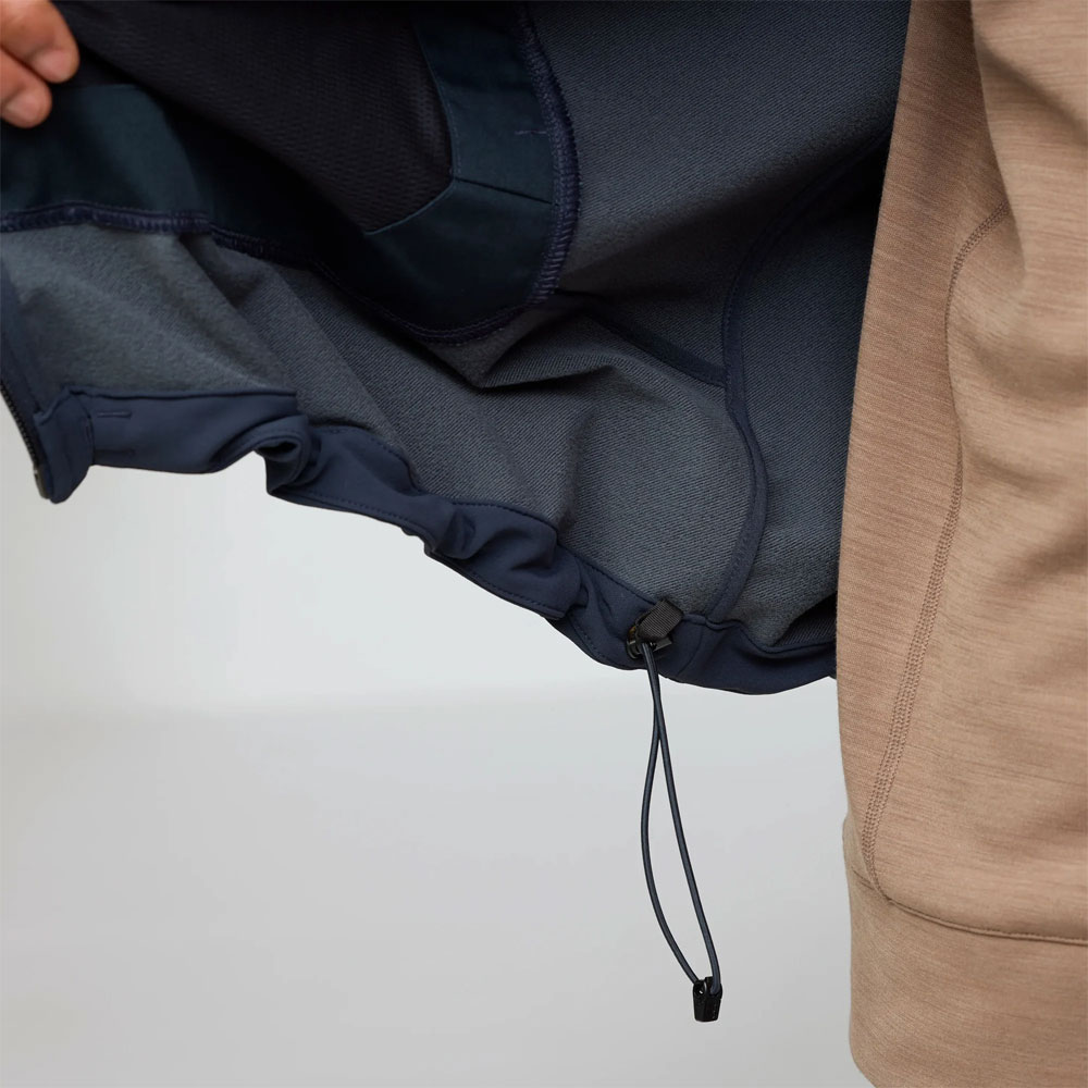 Fjällräven_F12500174_Keb_Agile_Winterjacke (7).png