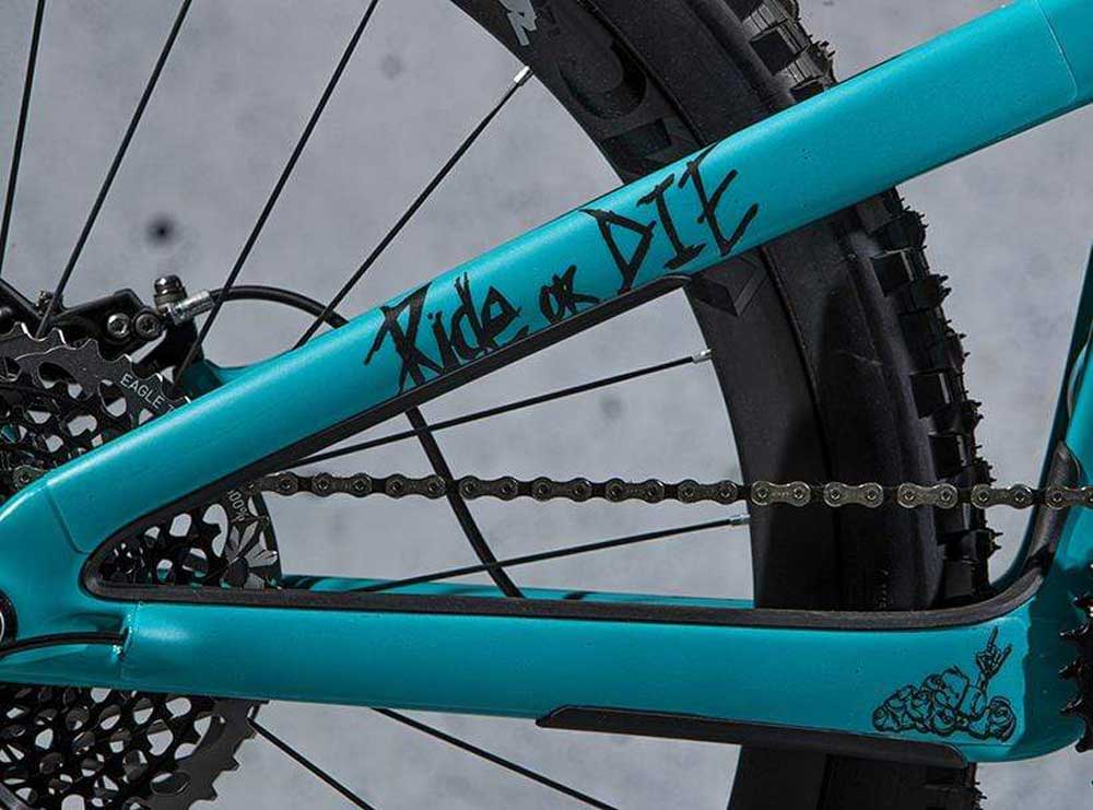 DYEDBRO-Ride-or-Die-Rahmenschutz-Kit-DBF11187-6.jpg