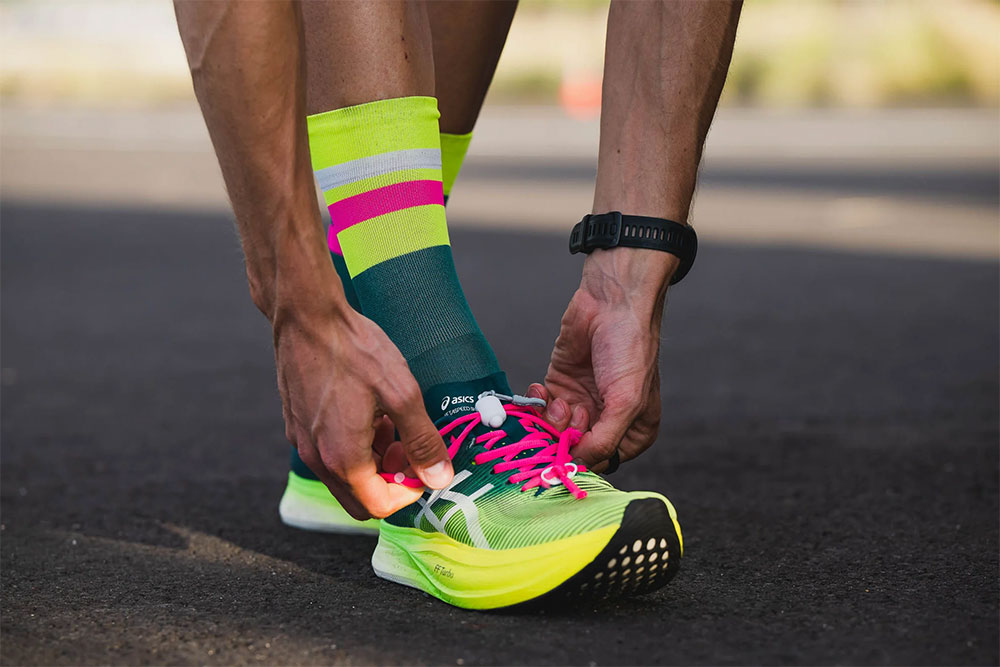 Incylence_Ultralight-Tracks-Socken_01022521_ (3).jpg