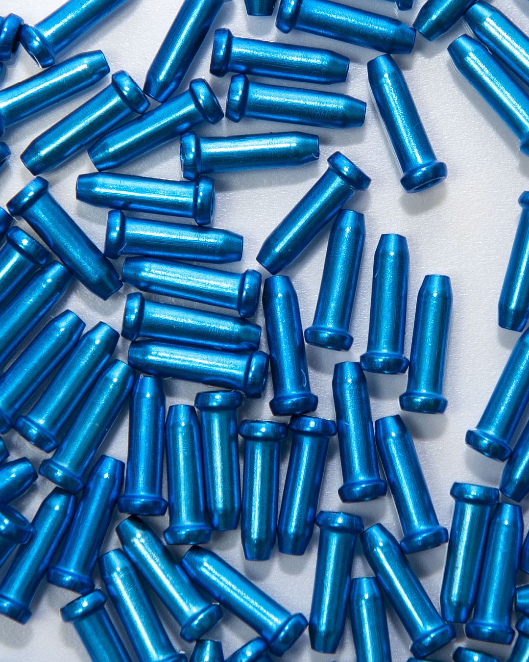 Cable Caps blau.jpg