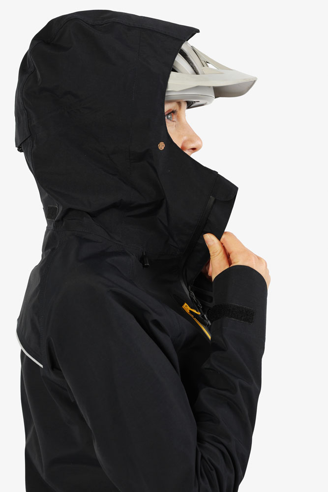 dirtlej-20240025-20240029-dirtsuit-core-edition-ladies-v4_DamenMatschoverall_ (9).jpg