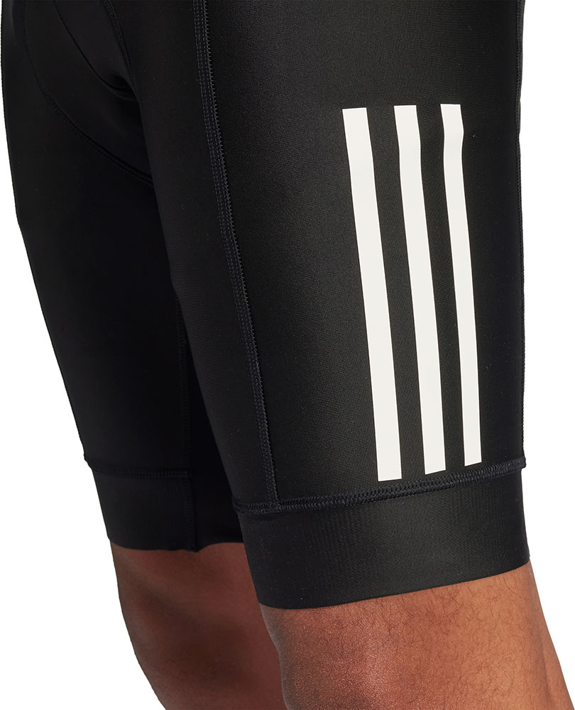 Adidas_JD9150_Essentials_Short_Radhose (3).jpg