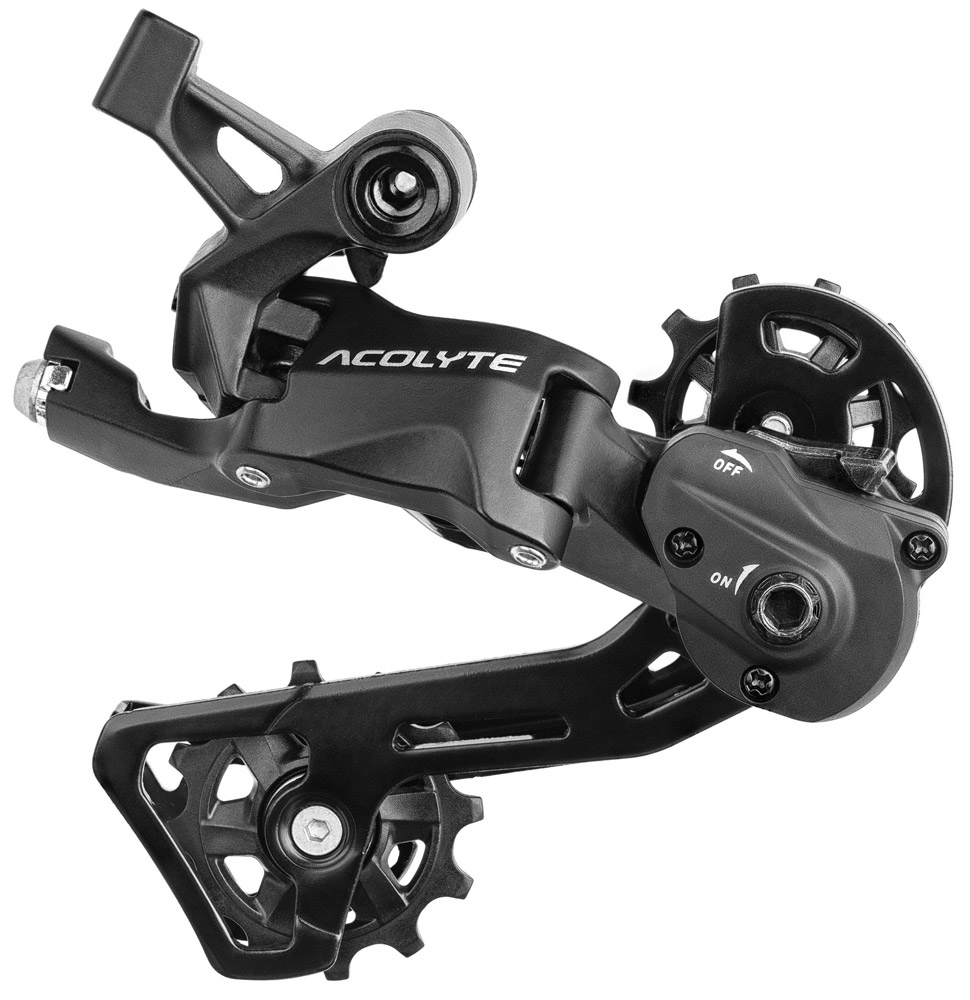 Dérailleur arrière Sunrace RDM57 7/8V chape longue