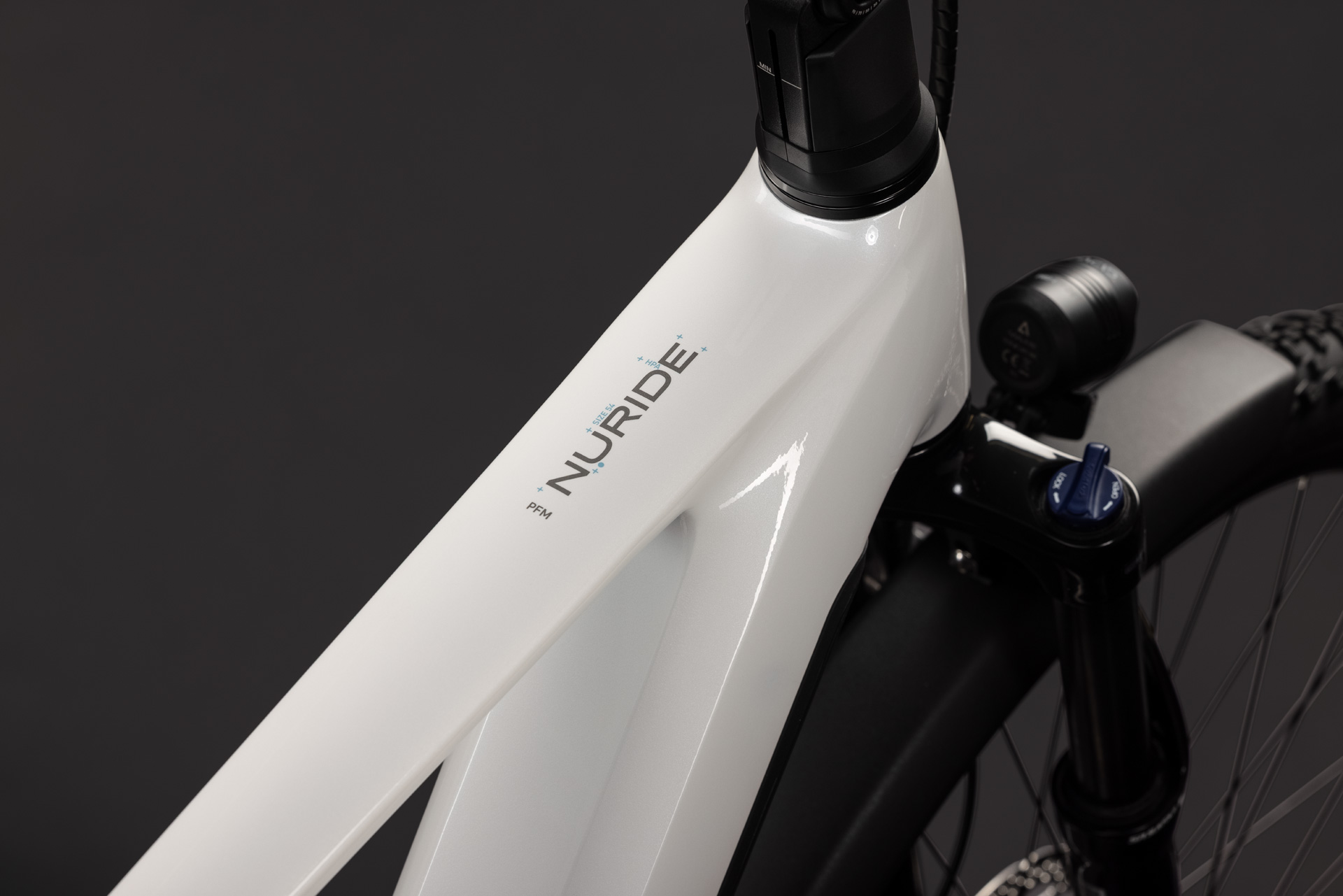 Nuride Hybrid Performance 720 metallicwhite´n´grey