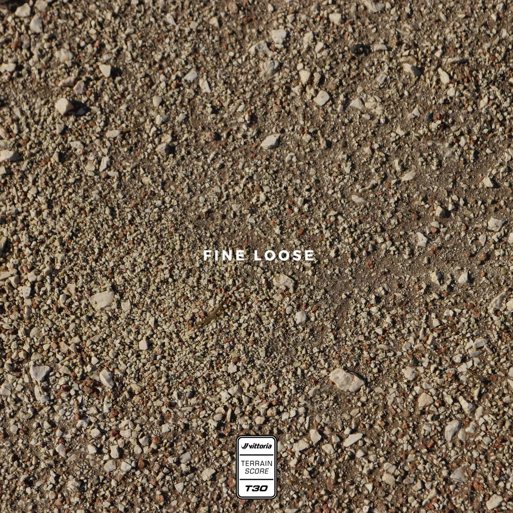 terreno-T30-fine-loose-gravel-endurance-08_webp.jpg