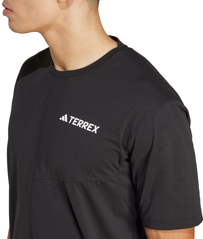 Adidas_JF4189_MT_Funktionsshirt (3).jpg