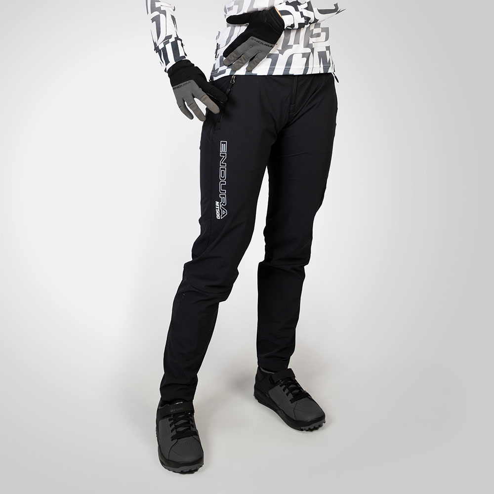 Endura_MT500-Burner-Lite-Damen-MTB-Hose_E8132BK_3.jpg