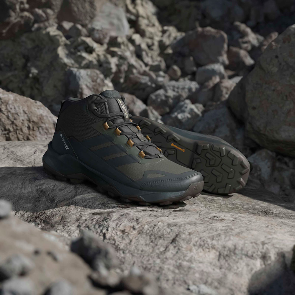 Adidas_Terrex_SkychaserAX%_Mid_GTX_shaoli_carbon_brostr (19).jpg