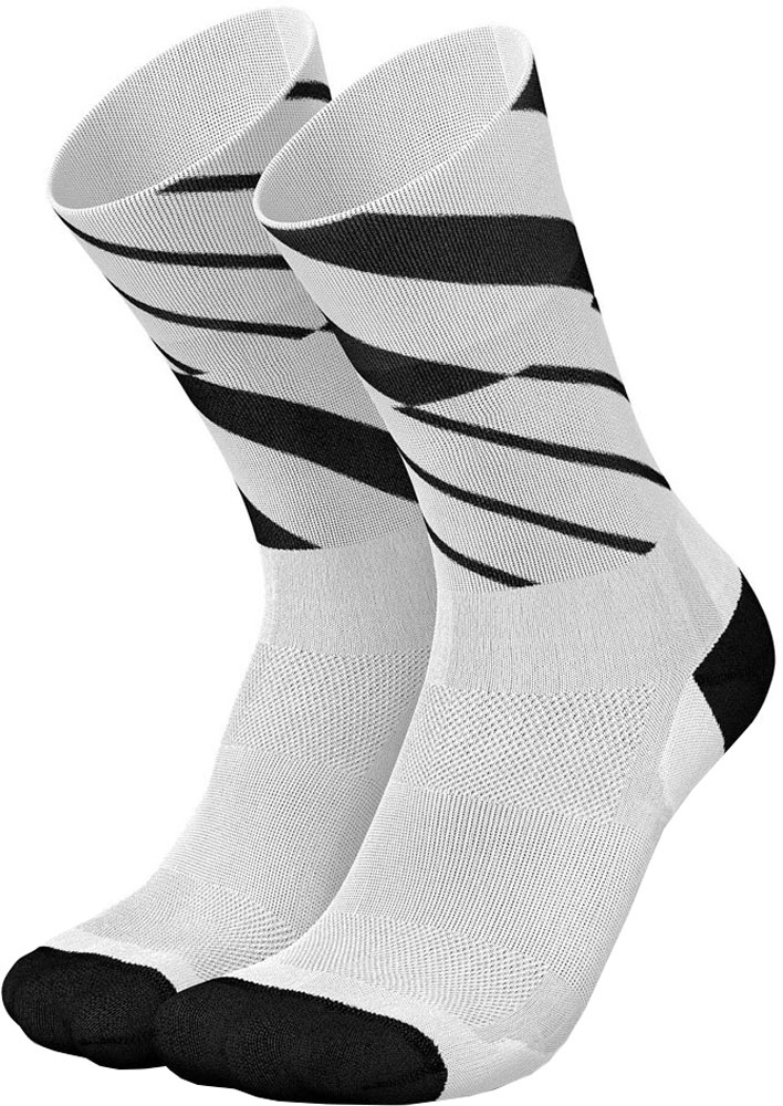 Incylence_Ultralight-Angles-Socken_01023631_ (1).jpg