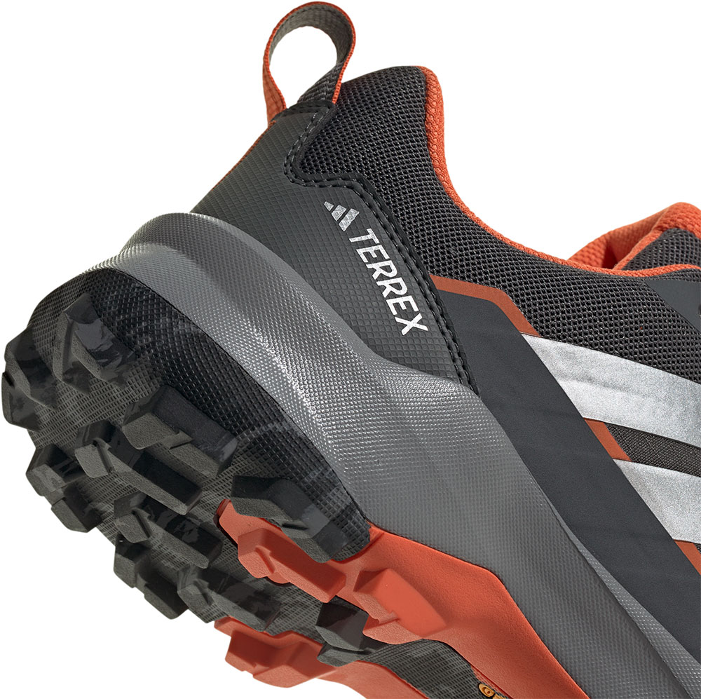 Adidas_Terrex_SkychaserAx5GoreTex_gresix_silvmt_seimor (17).jpg